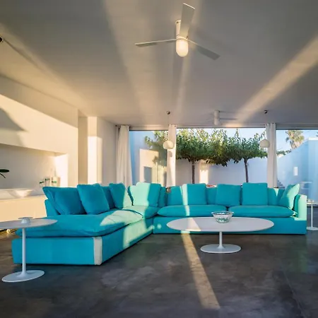 Villa The Edge Sarakiniko (Paros)
